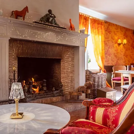 Le Manoir De La Poterie & מלון