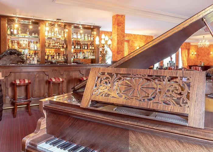 Le Manoir De La Poterie & 4*