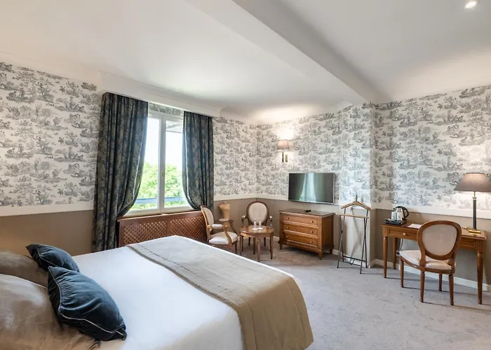 Le Manoir De La Poterie & 4* Cricquebœuf