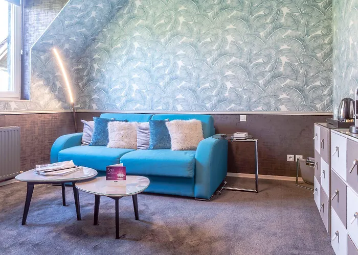 Le Manoir De La Poterie & 4*