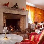 Le Manoir De La Poterie & Hotel