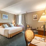 Le Manoir De La Poterie & 4*