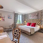 Hotel Le Manoir De La Poterie & 4*
