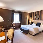 Le Manoir De La Poterie & فندق Cricquebœuf