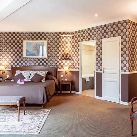 Le Manoir De La Poterie & Hotel