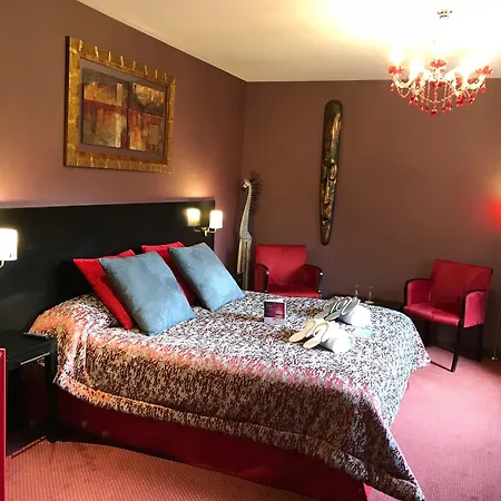 Le Manoir De La Poterie & 4*