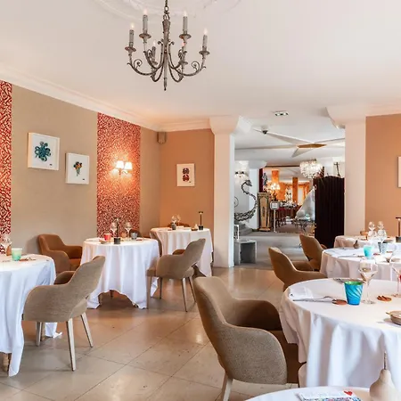 Le Manoir De La Poterie & 4* Cricqueboeuf