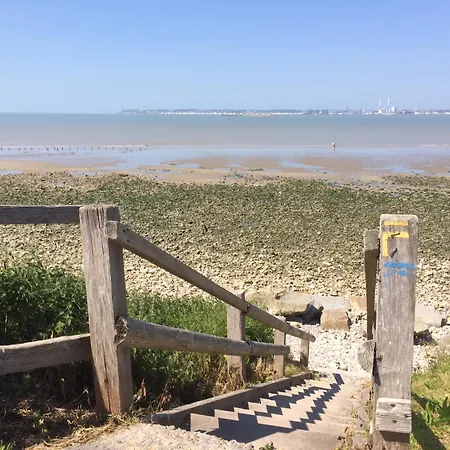 Le Manoir De La Poterie & Cricquebœuf