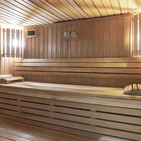 Le Manoir De La Poterie & فندق 4*