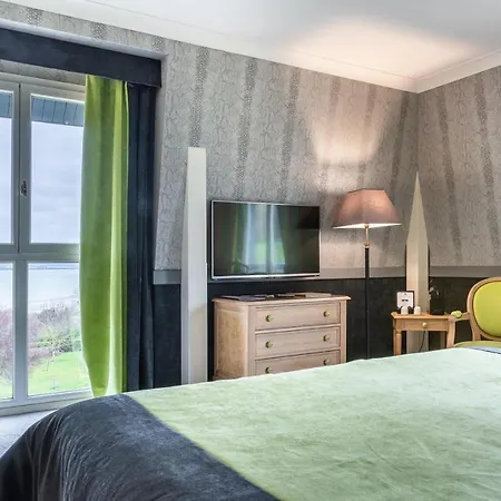 Le Manoir De La Poterie & 4*