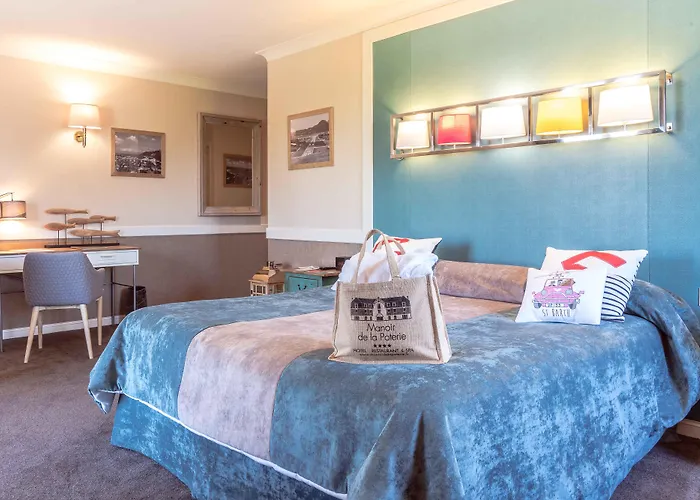 Le Manoir De La Poterie & Отель