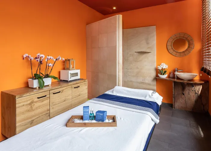 Le Manoir De La Poterie&spa Cricquebœuf