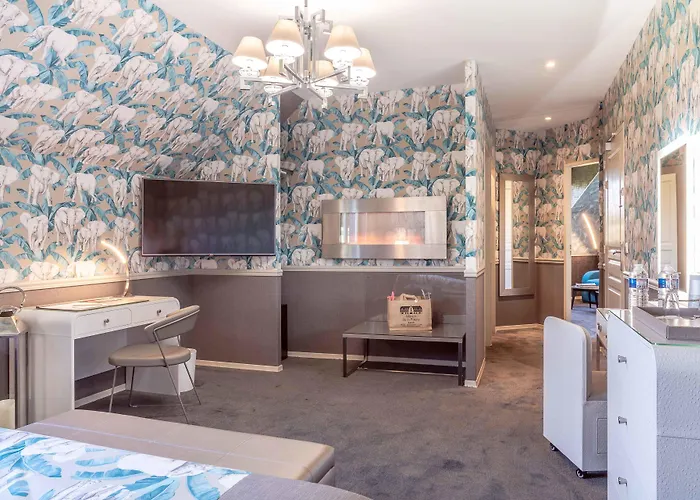 Le Manoir De La Poterie&spa Hotel 4*